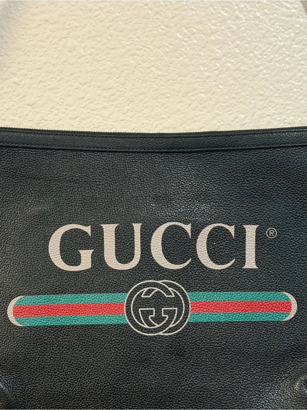Gucci messenger bag